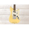 Fender American Performer, Mustang, Vintage White, Guitarra Eléctrica con gig bag