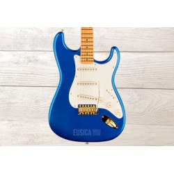 Fender Limited Edition 70Th Anniversary Stratocaster, Aged Bright Sapphire Metallic