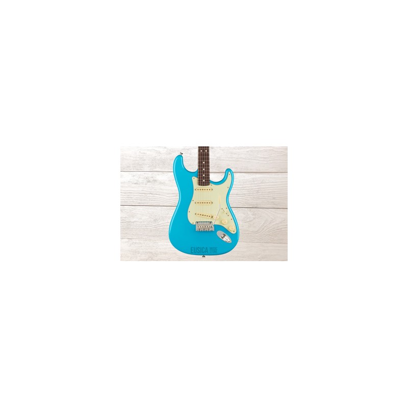 Fender American Professional II, Stratocaster, Miami Blue, Guitarra Eléctrica con case